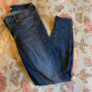 Good American Good Legs Skinny Jeans